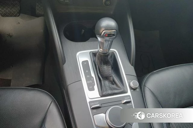 Audi A3 2020 Белый из Китая, фото 4