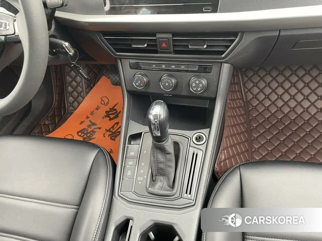 Volkswagen Lavida 2021 Белый из Китая, фото 4
