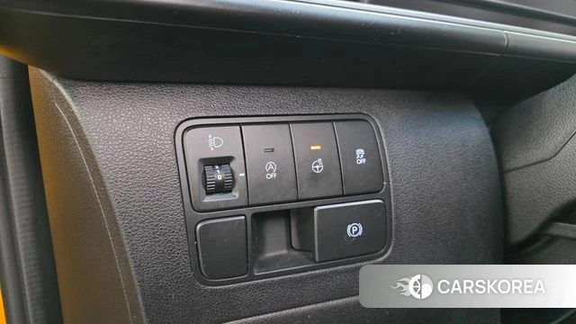 Hyundai Staria 2021 Желтый из Кореи, фото 4