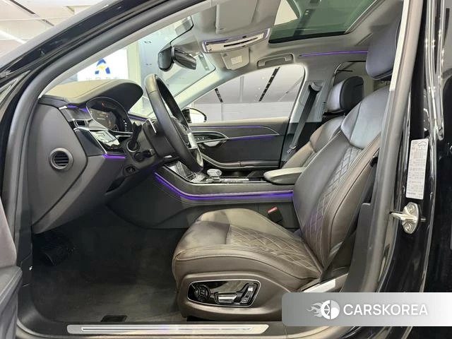 Audi A8 2024 Черный из Китая, фото 4