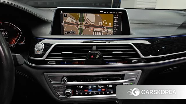 BMW 7 Series (G11) 2019 Белый из Кореи, фото 4