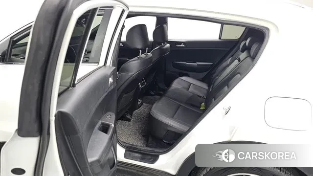 Kia Sportage The Bold 2018 Белый из Кореи, фото 4