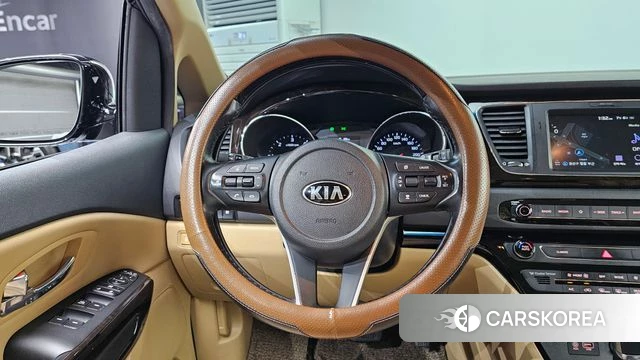 Kia The New Carnival 2018 Черный из Кореи, фото 4