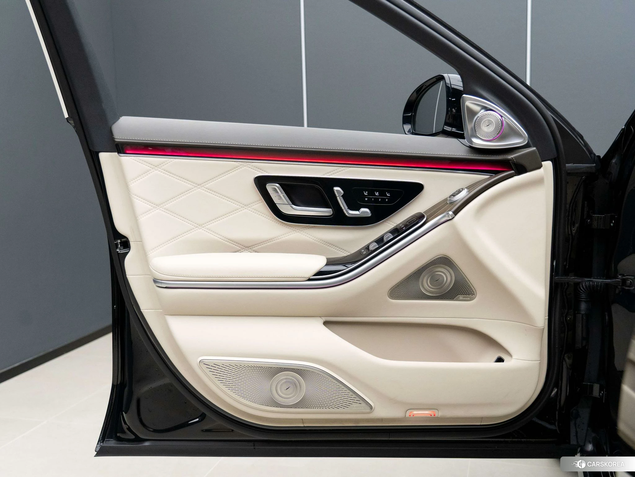 Mercedes-Benz Maybach S-class 2022 Черный из Китая, фото 4