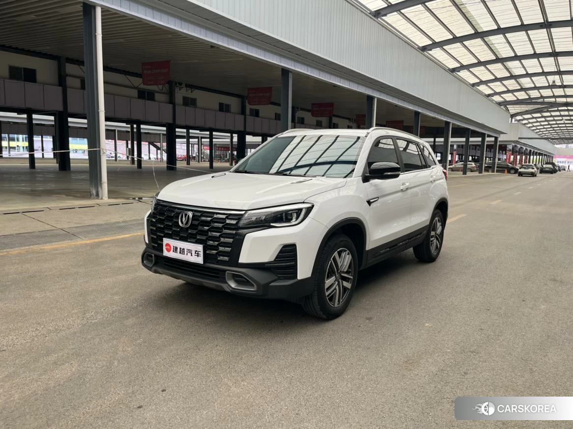 Chang'an CS75 2024 Белый из Китая, фото 4