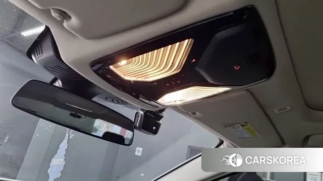 BMW 5 Series (G30) 2019 Белый из Кореи, фото 4