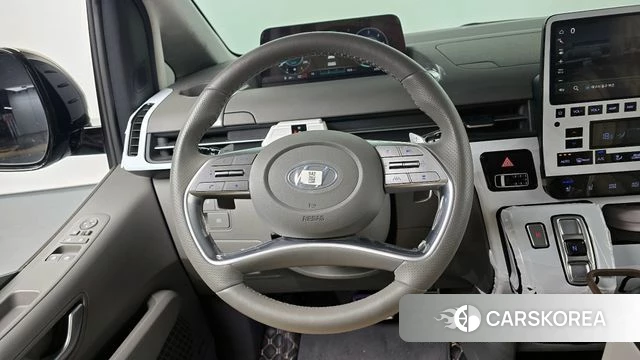 Hyundai Staria 2022 Черный из Кореи, фото 4