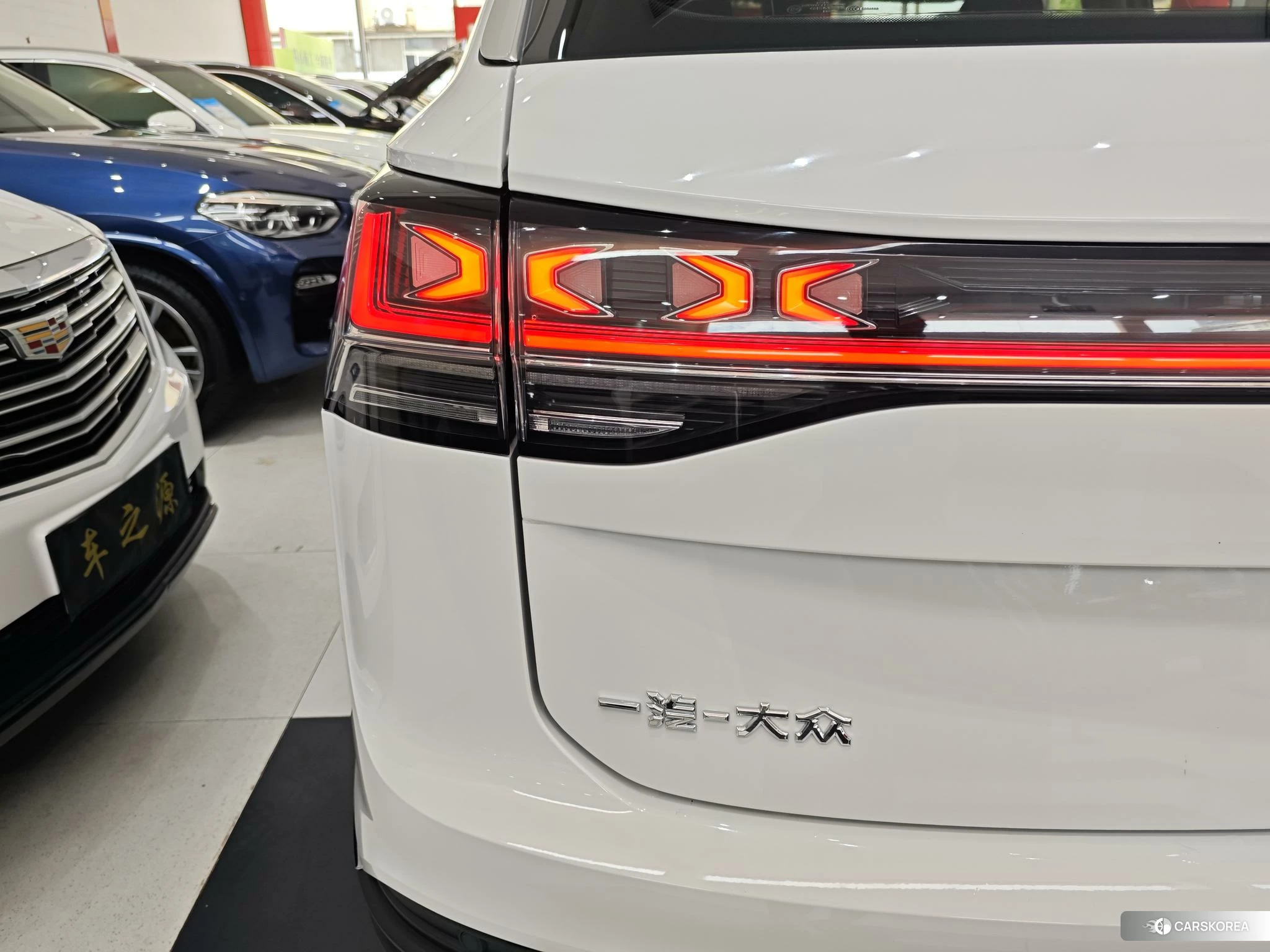 Volkswagen Tanyue 2023 Белый из Китая, фото 4