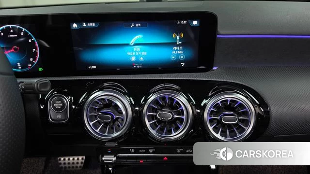 Mercedes-Benz A-Class W177 2022 Белый из Кореи, фото 4