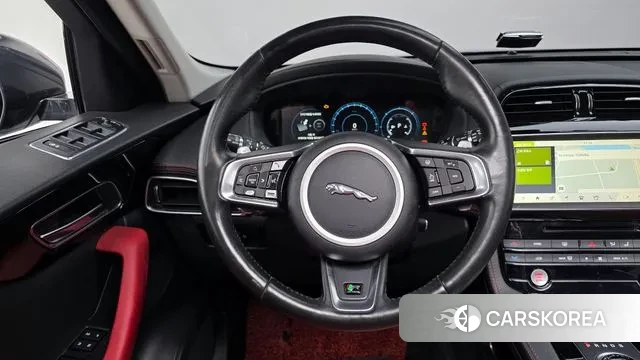 Jaguar F-PACE 2018 Серый из Кореи, фото 4