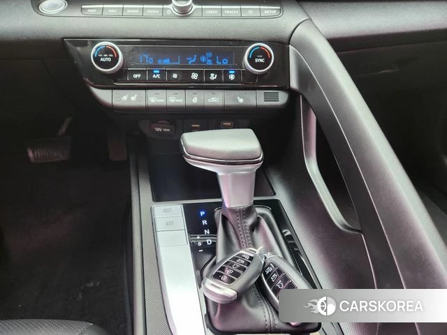 Hyundai Avante (CN7) 2020 Небесно-голубой из Кореи, фото 4