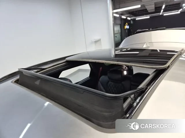 Genesis GV70 2021 Серебристо-серый из Кореи, фото 4