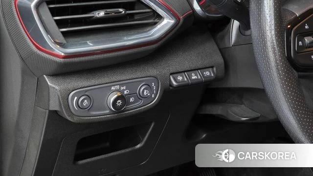 Chevrolet (GM Daewoo) Trailblazer 2020 Белый из Кореи, фото 4
