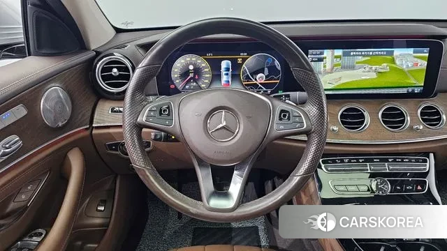 Mercedes-Benz E-Class W213 2018 Серебряный из Кореи, фото 4