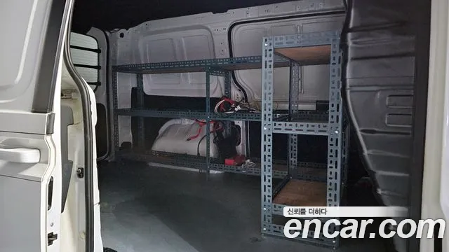 Hyundai Staria 2023 Белый из Кореи, фото 4