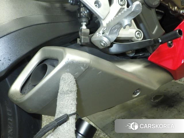 Проданный Honda CBR650R id 4006181 из Японии, фото 4