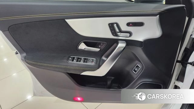 Mercedes-Benz CLA-Class C118 2025 Белый из Кореи, фото 4