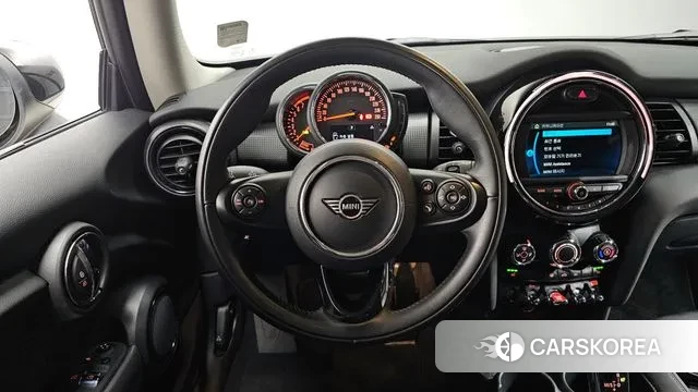 Mini Cooper 2020 Жемчужный цвет из Кореи, фото 4