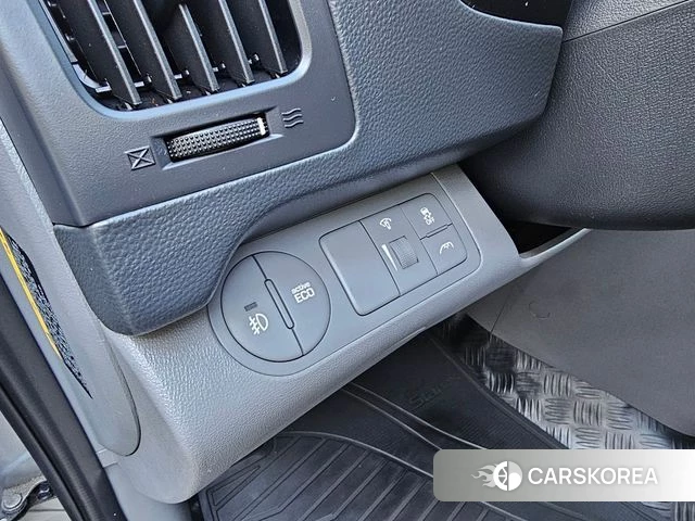 Hyundai The New Grand Starex 2018 Серебряный из Кореи, фото 4