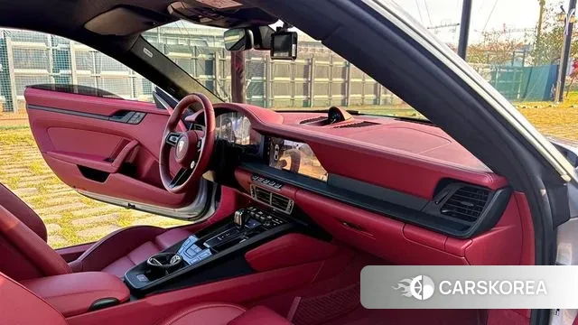 Porsche 911(992) 2025 Серебряный из Кореи, фото 4