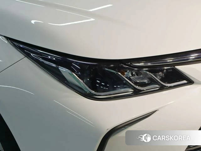 Toyota Corolla 2021 Белый из Китая, фото 4