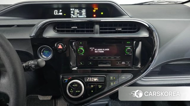 Toyota Prius C 2018 Белый из Кореи, фото 4