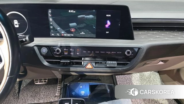 Kia K8 2022 Черный из Кореи, фото 4