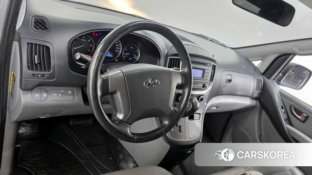 Hyundai The New Grand Starex 2018 Серебристо-серый из Кореи, фото 4