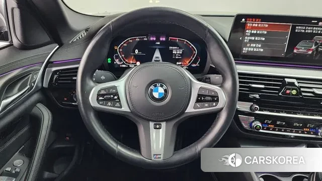 BMW 5 Series (G30) 2023 Серый из Кореи, фото 4