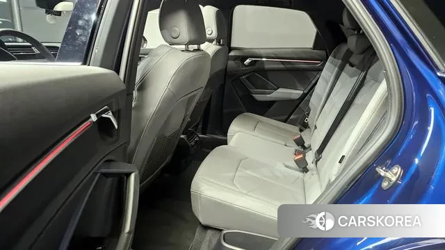 Audi Q3 (F3) 2023 Синий из Кореи, фото 4