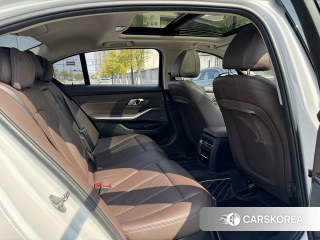 BMW 3 series 2023 Белый из Китая, фото 4