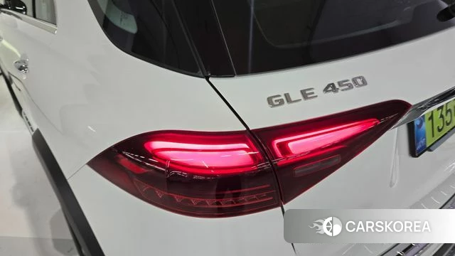 Mercedes-Benz GLE-Class W167 2026 Белый из Кореи, фото 4