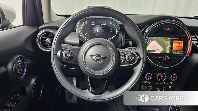 Mini Cooper 2021 Зеленый из Кореи, фото 4