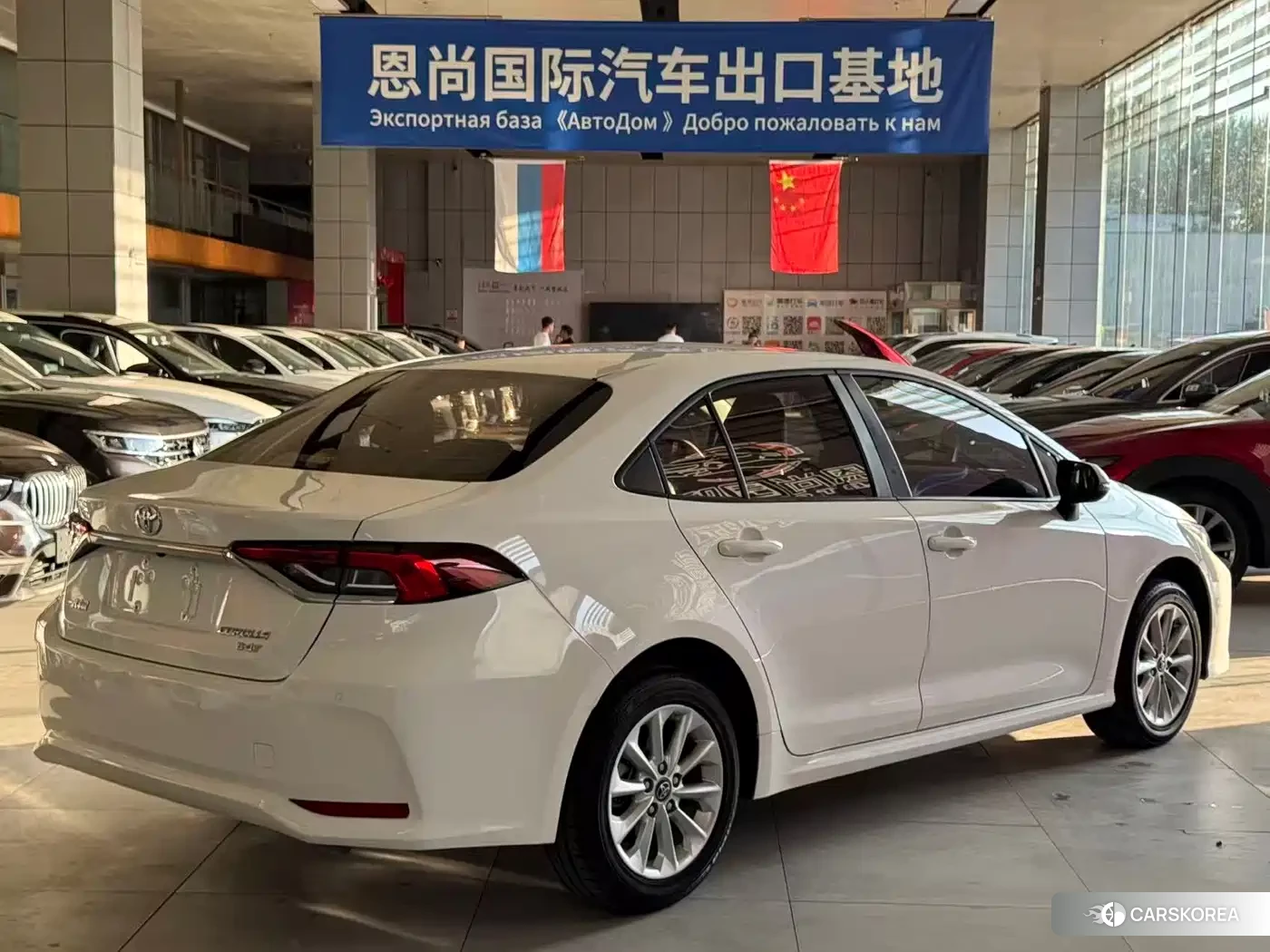 Toyota Corolla 2022 Белый из Китая, фото 4