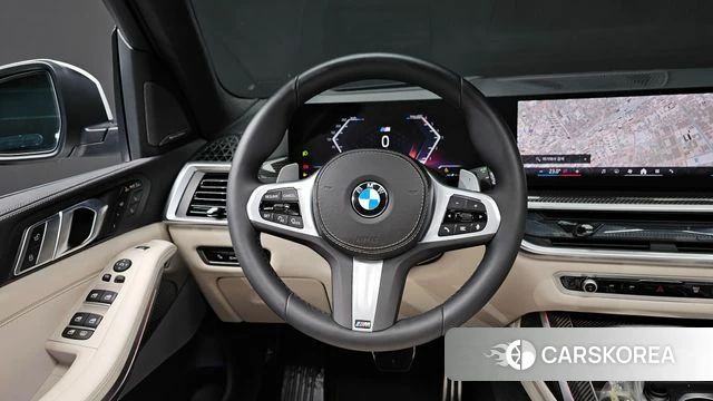 BMW X7 (G07) 2025 Белый из Кореи, фото 4