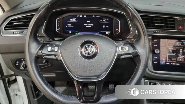 Volkswagen Tiguan second Generation 2020 Белый из Кореи, фото 4