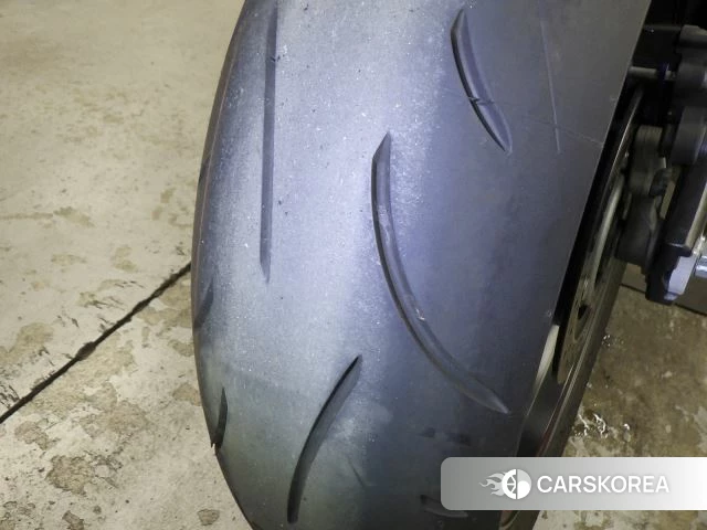 Проданный Honda CBR650R id 3997879 из Японии, фото 4