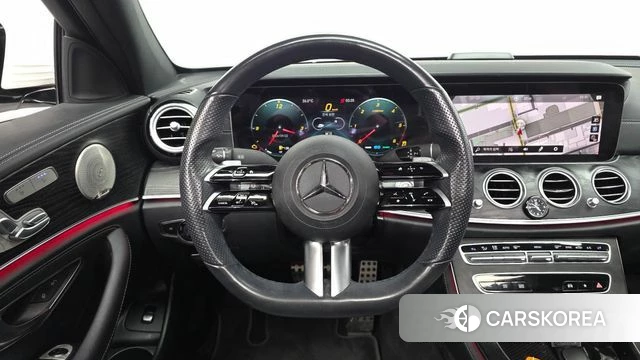 Mercedes-Benz E-Class W213 2022 Белый из Кореи, фото 4