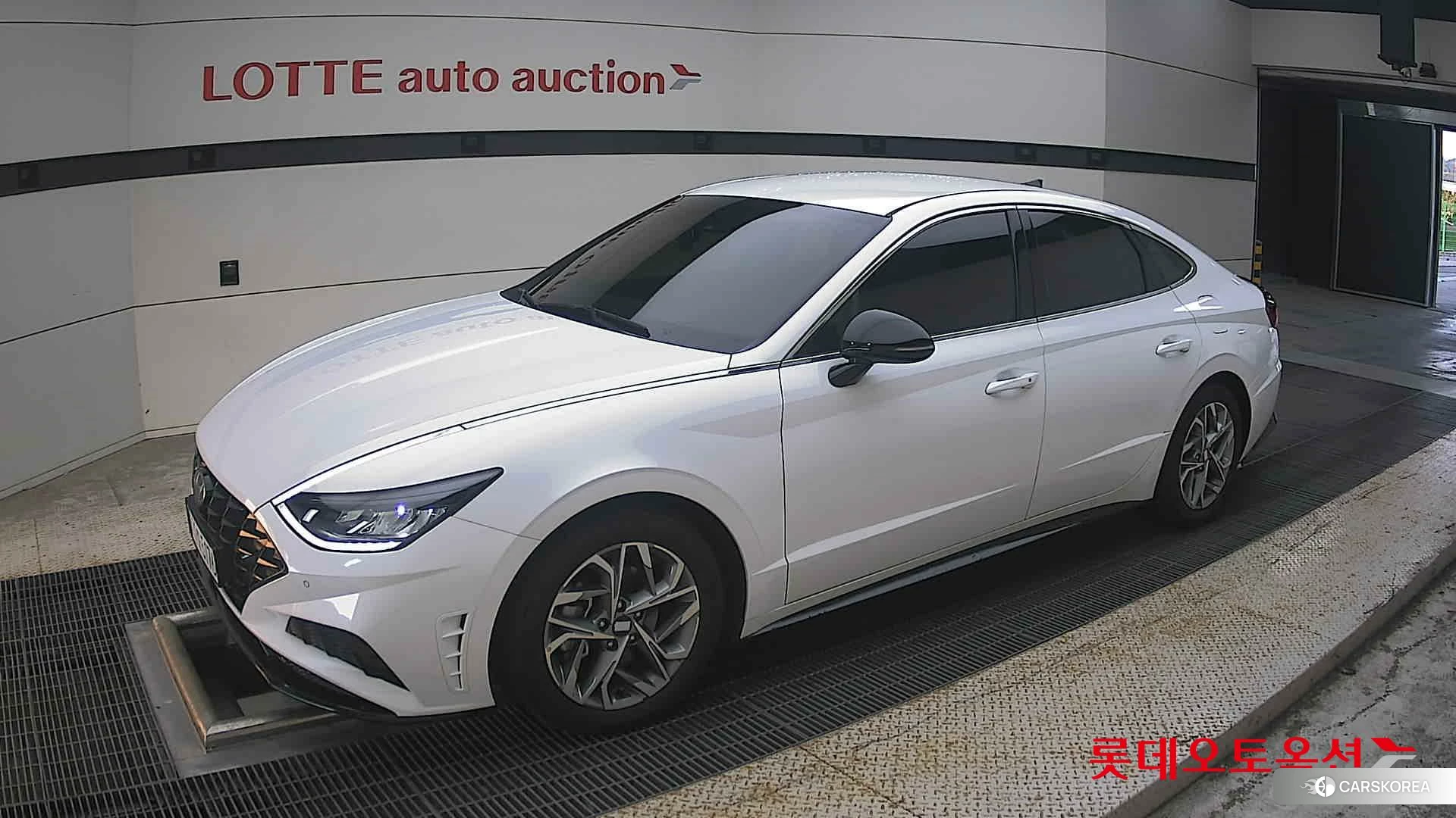 Hyundai Sonata 2023 Serenity White Pearl (Optional addition) из Кореи, фото 4