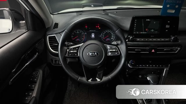 Kia Seltos 2019 Белый из Кореи, фото 4