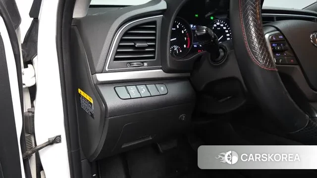 Hyundai Avante AD 2018 Белый из Кореи, фото 4