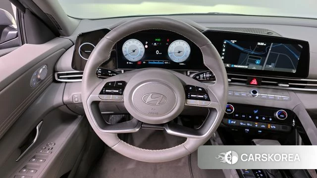 Hyundai The New Avante (CN7) 2024 Серый из Кореи, фото 4