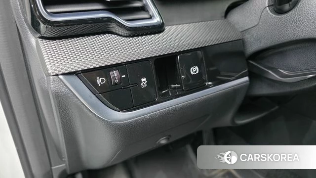 Kia Sportage 5th Generation 2022 Белый из Кореи, фото 4