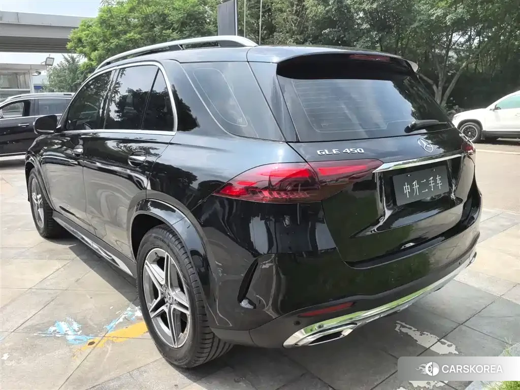 Mercedes-Benz GLE (imported) 2024 Черный из Китая, фото 4