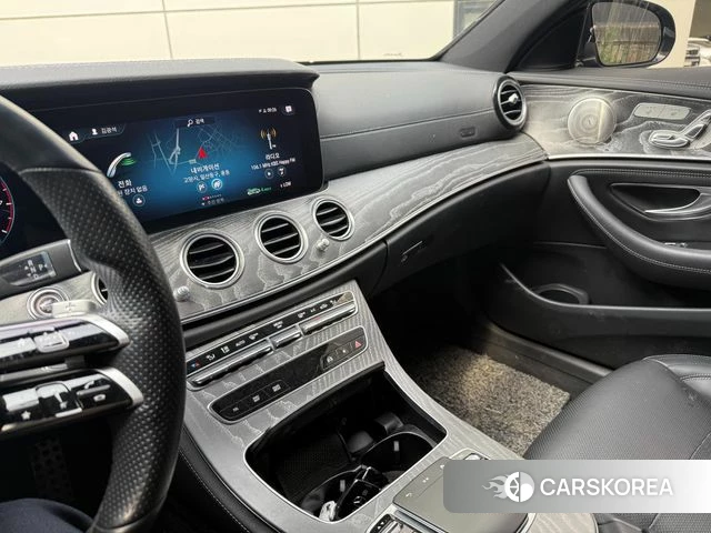 Mercedes-Benz E-Class W213 2021 Серый из Кореи, фото 4