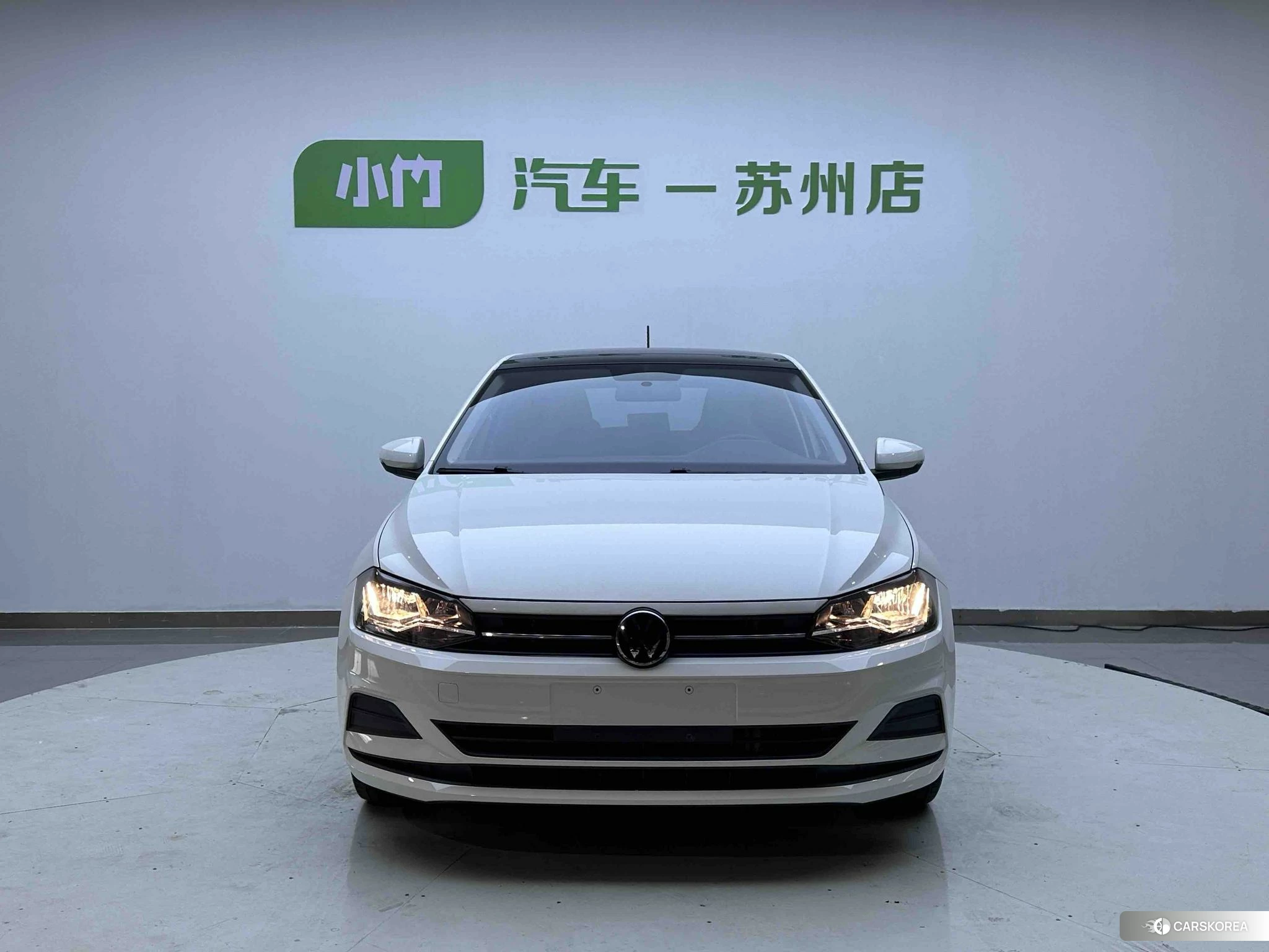 Volkswagen Polo 2021 Белый из Китая, фото 4