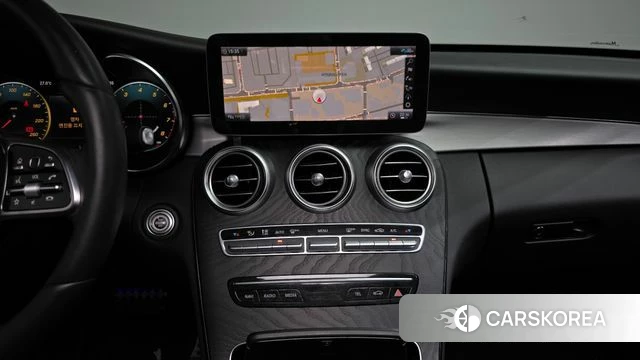 Mercedes-Benz C-Class W205 2021 Белый из Кореи, фото 4