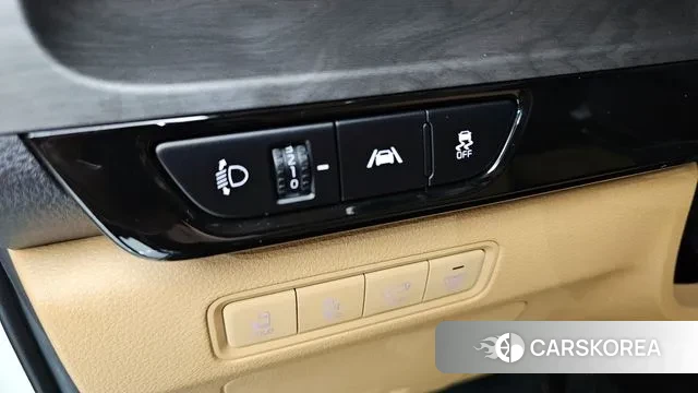 Kia Carnival 4th generation 2022 Белый из Кореи, фото 4