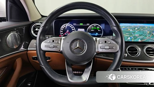 Mercedes-Benz E-Class W213 2019 Белый из Кореи, фото 4