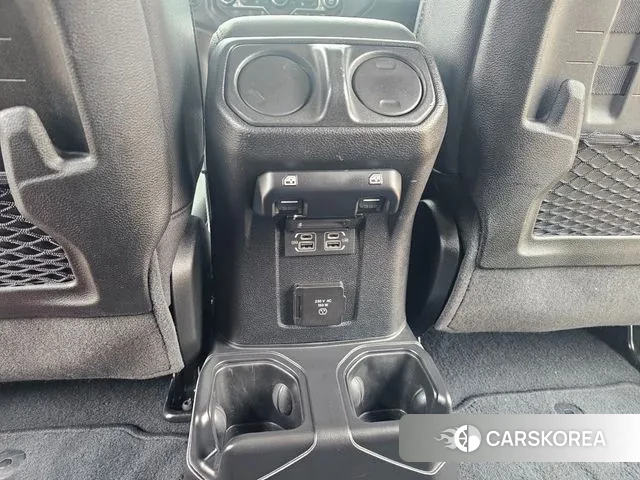 Jeep Wrangler (JL) 2022 Белый из Кореи, фото 4